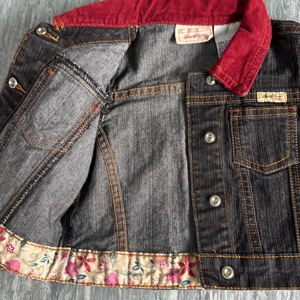 ❤️3/$30 Levi Strauss Infant Denim Jacket with Red Collar - Picture 3 of 7